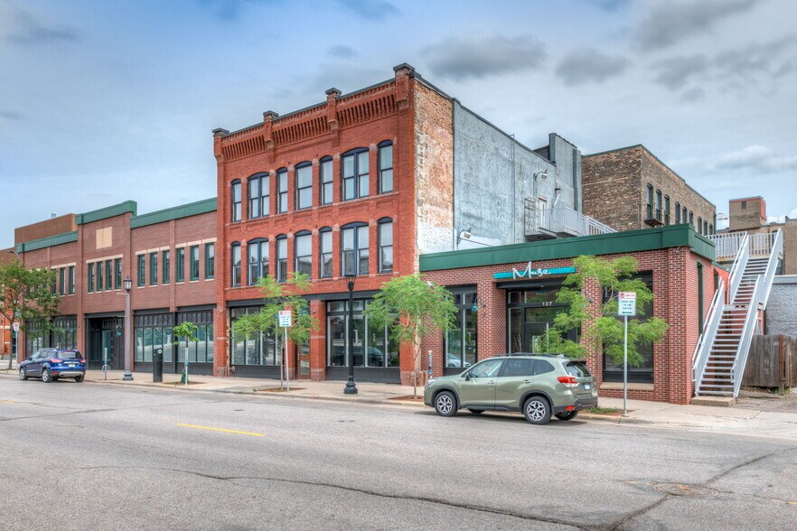 107 N 3rd Ave, Minneapolis, MN à louer - Photo de l’immeuble – Image 3 sur 10