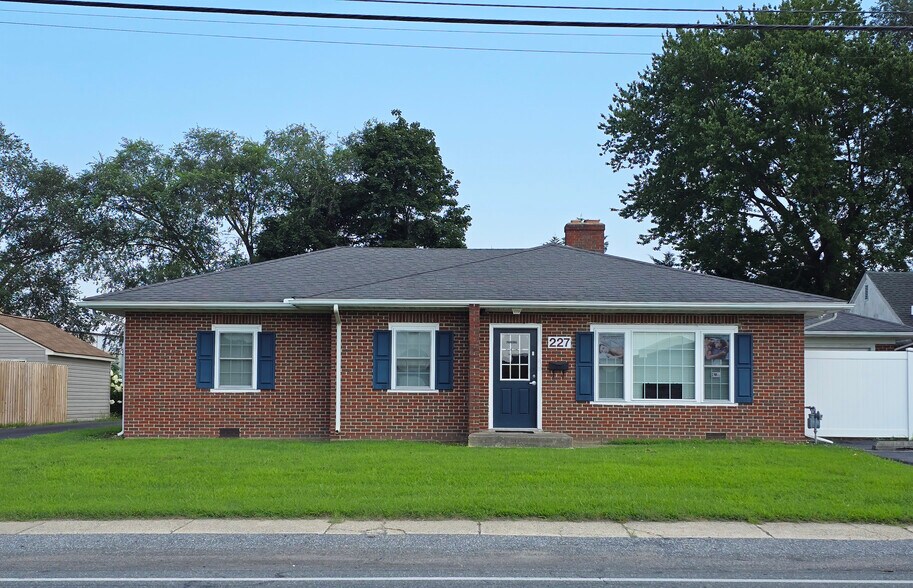 227 Old Camden Rd, Camden, DE à louer - Photo de l’immeuble – Image 1 sur 3