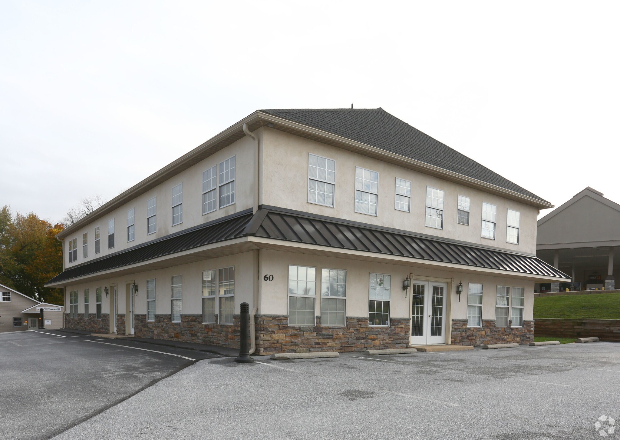 60 Pottstown Pike, Chester Springs, PA à louer Photo principale– Image 1 sur 16
