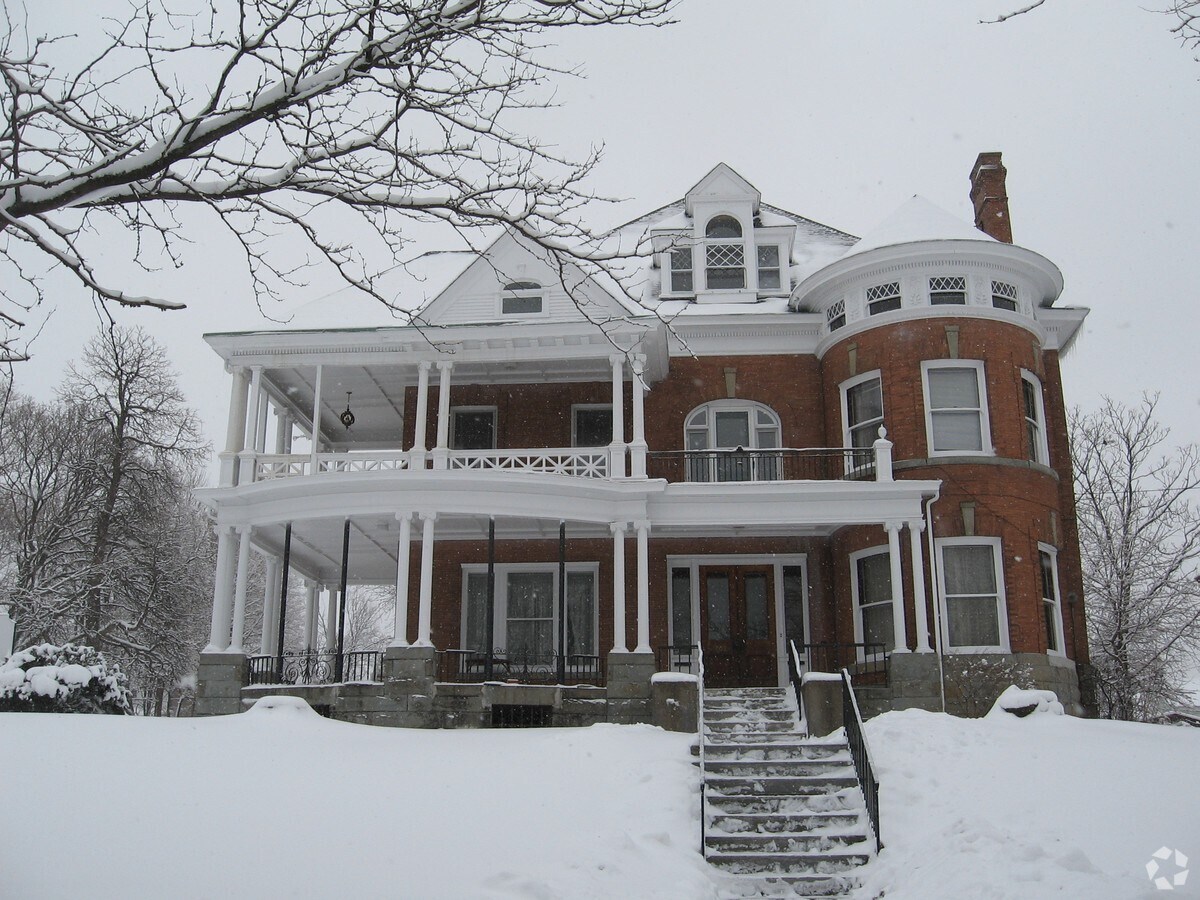View Photo