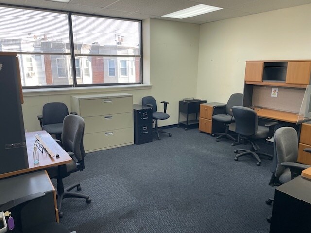 2300 W Allegheny Ave, Philadelphia, PA à louer - Photo de l’immeuble – Image 2 sur 10