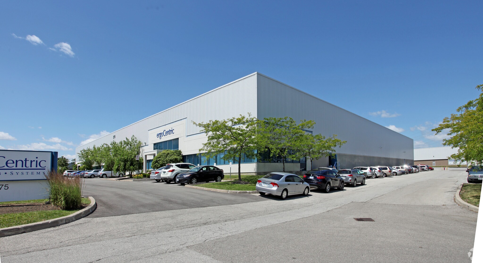 275 Superior Blvd, Mississauga, ON à louer Photo principale– Image 1 sur 7