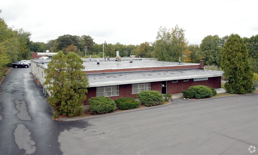 178 Commercial St, Watertown, CT à vendre - Photo de l’immeuble – Image 1 sur 4