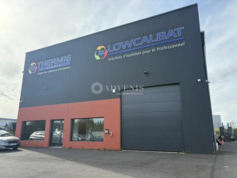 Local d’activités dans Marquise à louer - Photo de l’immeuble – Image 1 sur 5