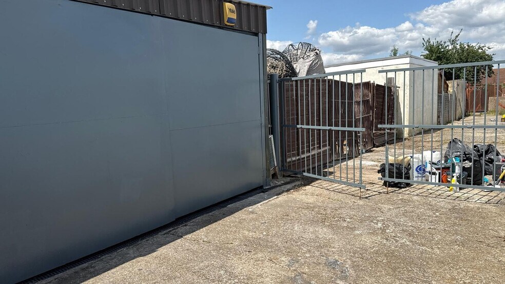 Rear of 107 Sun Lane, Gravesend à vendre - Photo de l’immeuble – Image 3 sur 9