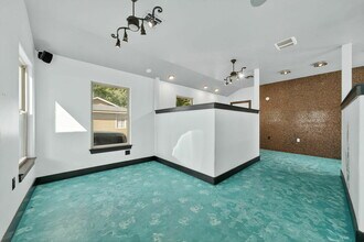 926 E Blanco Rd, Boerne, TX à louer Photo intérieure– Image 1 sur 5