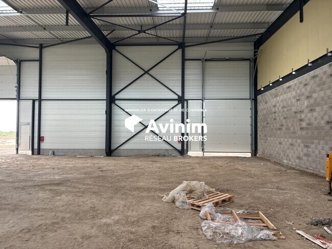 Plus de détails pour Industriel/Logistique à vendre