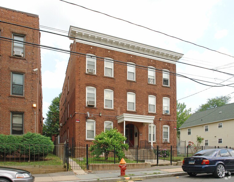 160 Lawrence St, Hartford, CT à vendre - Photo de l’immeuble – Image 3 sur 3