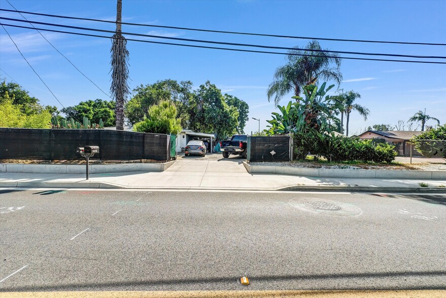 8945 Hellman Ave, Rancho Cucamonga, CA à vendre - Photo principale – Image 2 sur 29