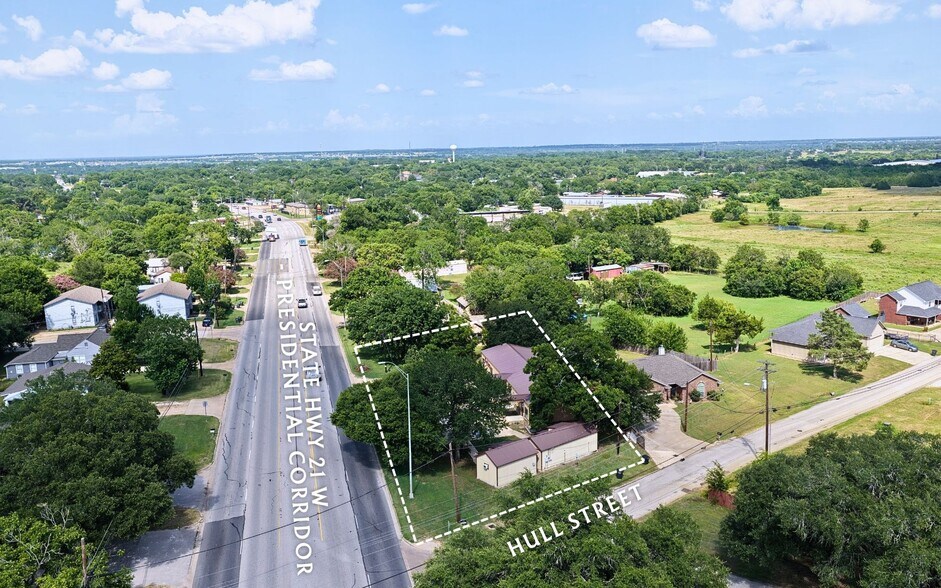 1707 State Highway 21 W, Caldwell, TX à vendre - Photo de l’immeuble – Image 2 sur 18
