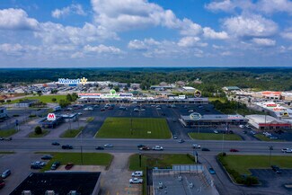 Plus de détails pour 430-464 Highway 46 S, Dickson, TN - Local commercial à louer