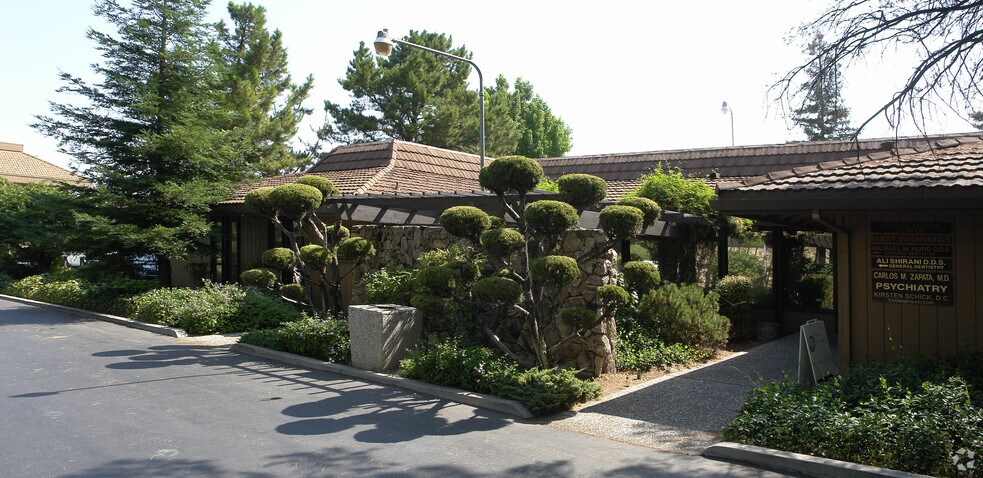 Antioch Medical Park portefeuille de 6 biens à vendre sur LoopNet.fr - Photo de l’immeuble – Image 2 sur 6