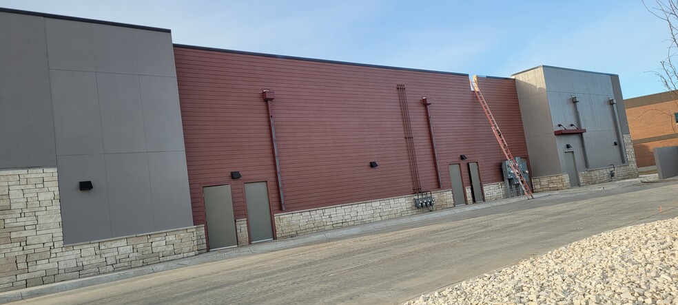 3070-3094 Floyd Blvd, Sioux City, IA à louer - Photo de l’immeuble – Image 3 sur 3