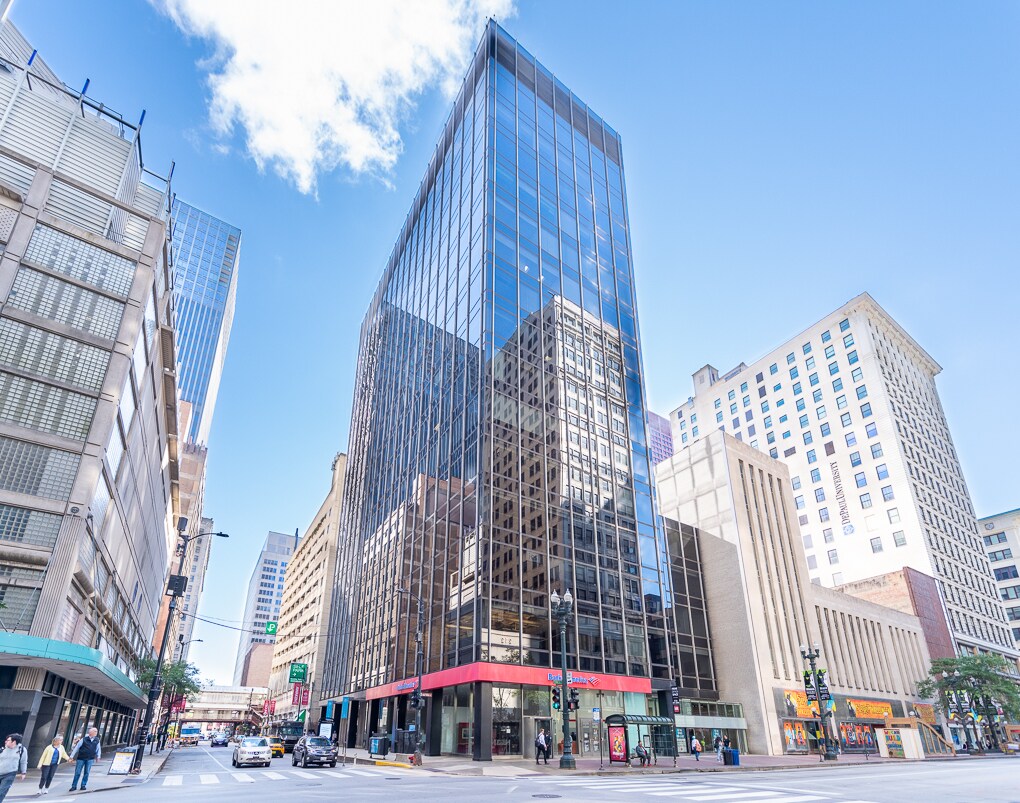 11 E Adams St, Chicago, IL à louer Photo principale– Image 1 sur 7