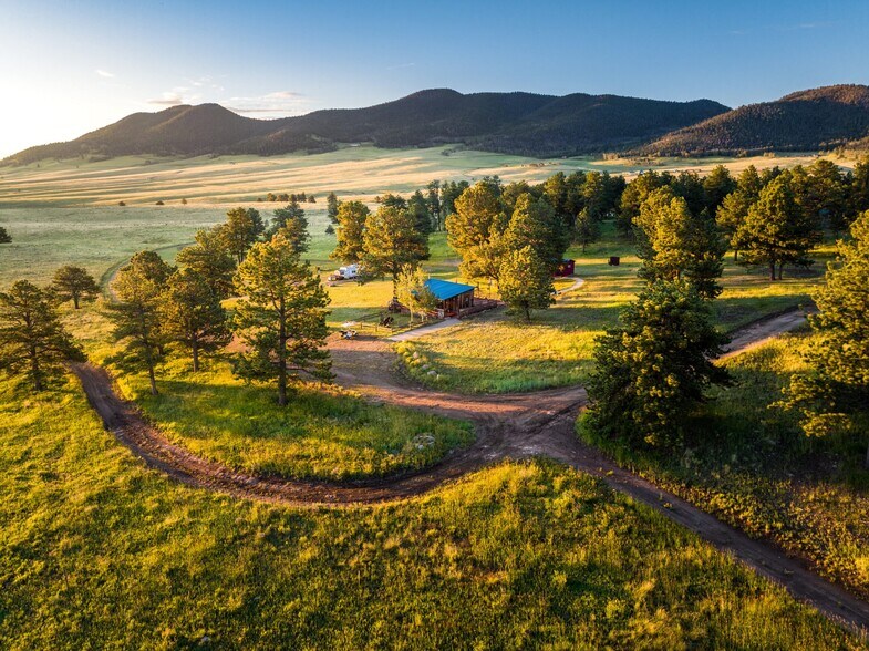 12511 County Road 328, Westcliffe, CO à vendre - Photo de l’immeuble – Image 3 sur 9