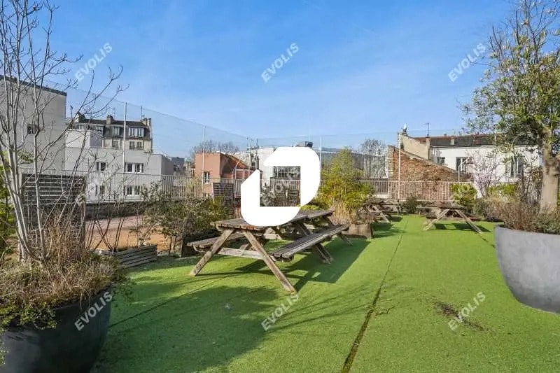 Bureau dans Saint-Ouen-sur-Seine à louer - Photo de l’immeuble – Image 2 sur 12