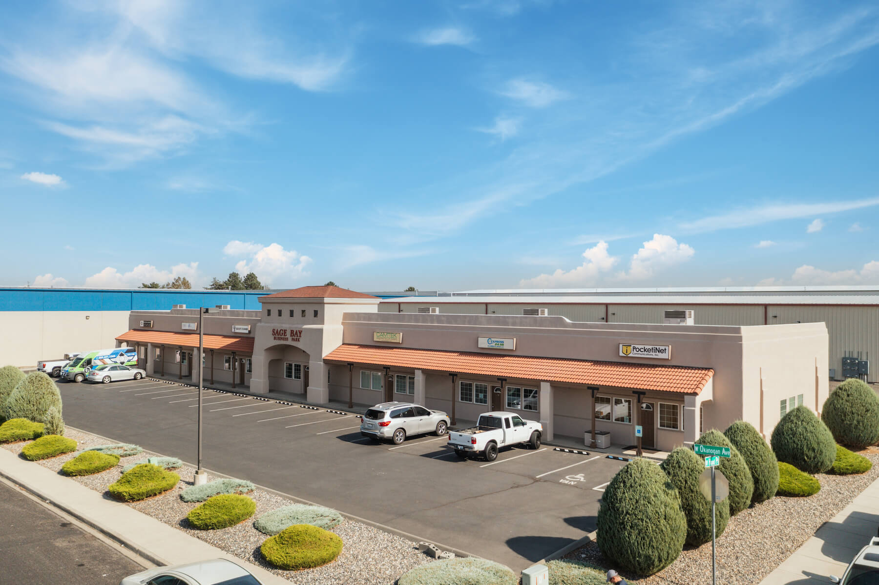 6503 W Okanogan Ave, Kennewick, WA à louer Photo de l’immeuble– Image 1 sur 35