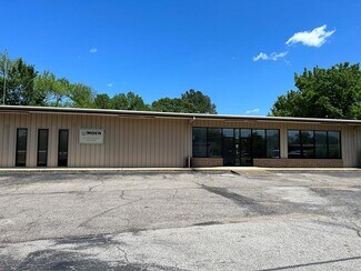 Plus de détails pour 818 N Raguet St, Lufkin, TX - Local d’activités à vendre
