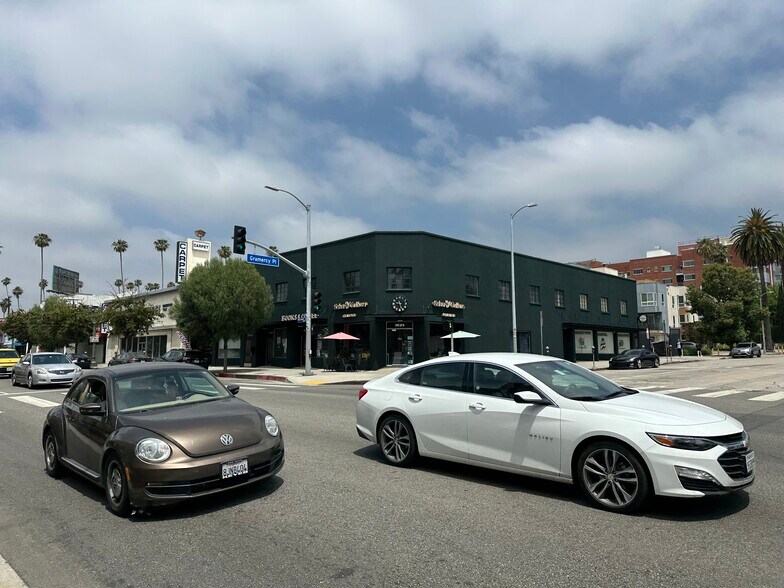 5625-5633 Hollywood Blvd, Hollywood, CA à louer - Photo de l’immeuble – Image 1 sur 8