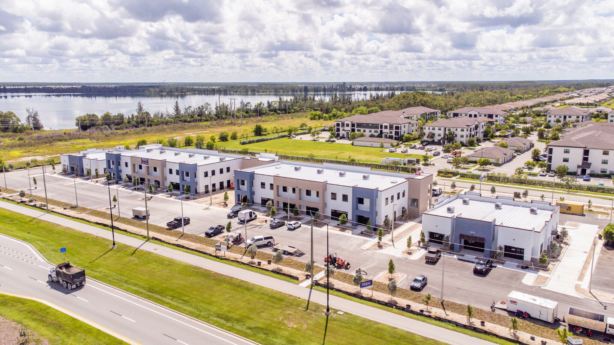 11850-11880 Cheeca Ct, Fort Myers, FL à louer Photo de l’immeuble– Image 1 sur 3