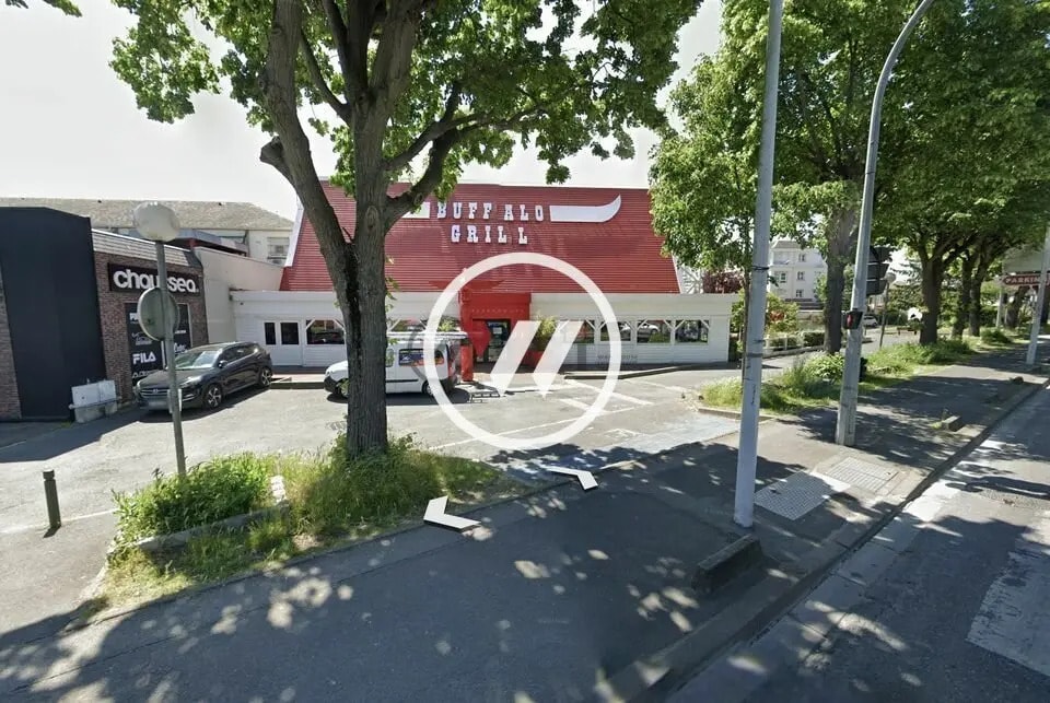 Local commercial dans Neuilly-sur-Marne à vendre Photo de l’immeuble– Image 1 sur 13