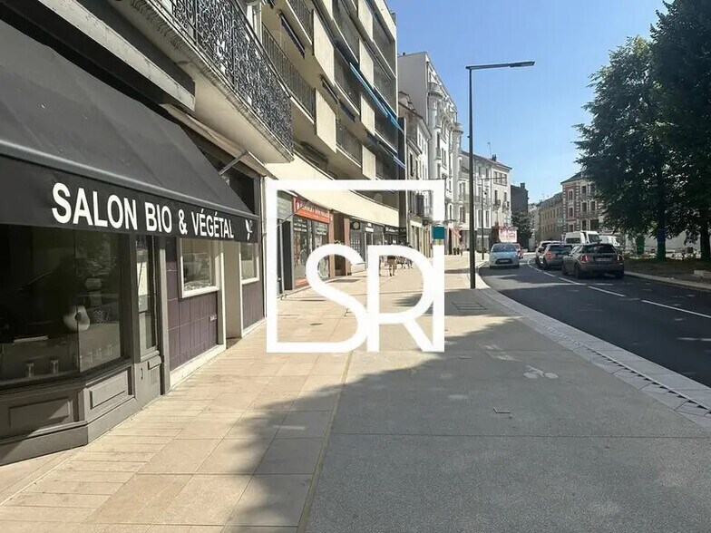 Local commercial dans Vichy à louer - Photo de l’immeuble – Image 3 sur 12