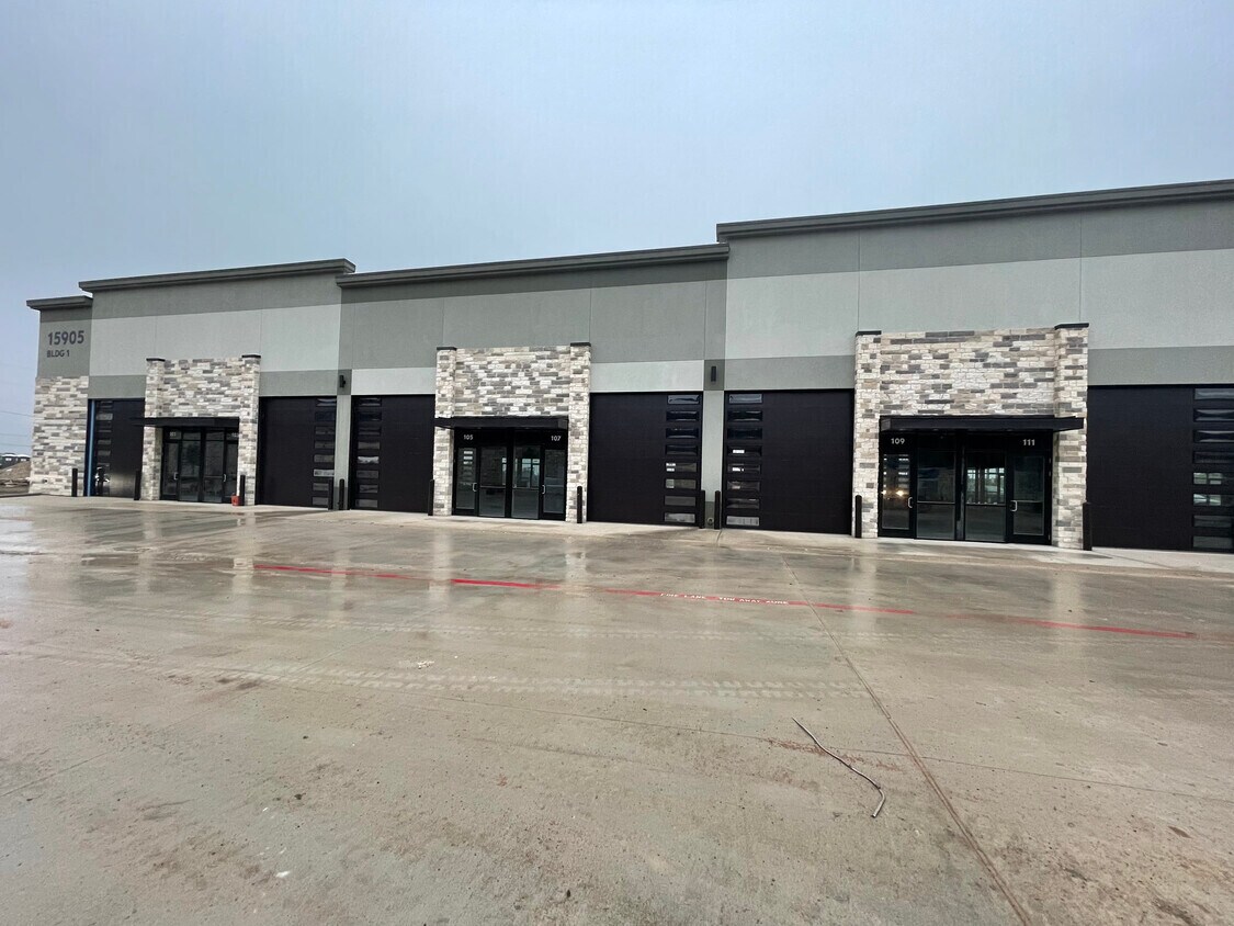 15889 Ronald W Reagan Blvd, Leander, TX à louer Photo principale– Image 1 sur 6