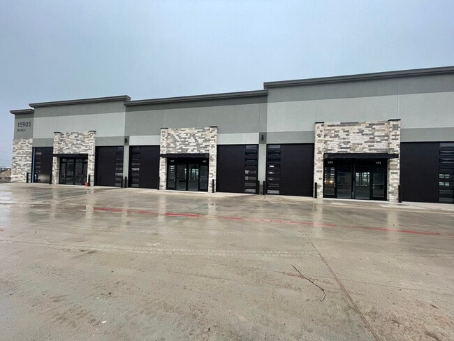 Plus de détails pour 15901 Ronald Reagan Blvd, Leander, TX - Bureau/Local commercial, Local commercial à louer
