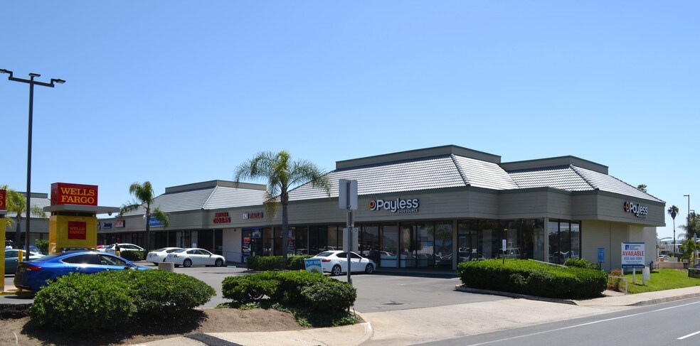 309-357 W Mission Ave, Escondido, CA à louer - Photo de l’immeuble – Image 3 sur 14