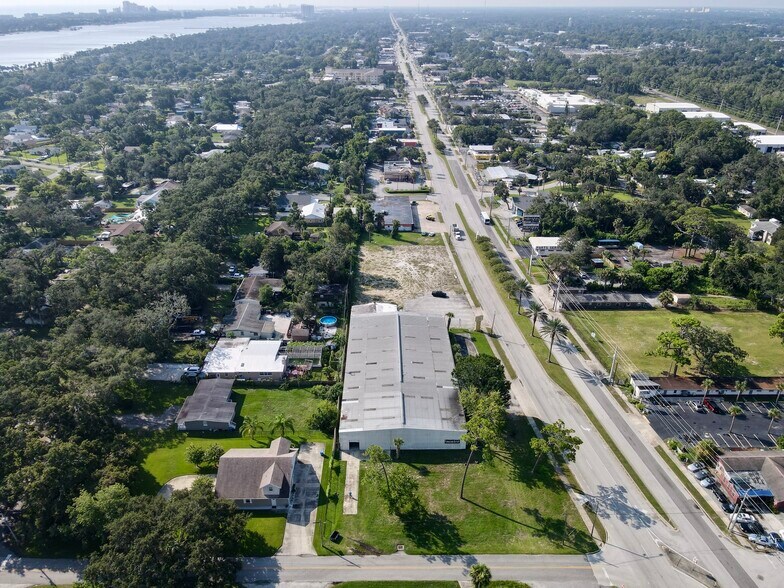 685 S Yonge St, Ormond Beach, FL à vendre - Photo de l’immeuble – Image 2 sur 10