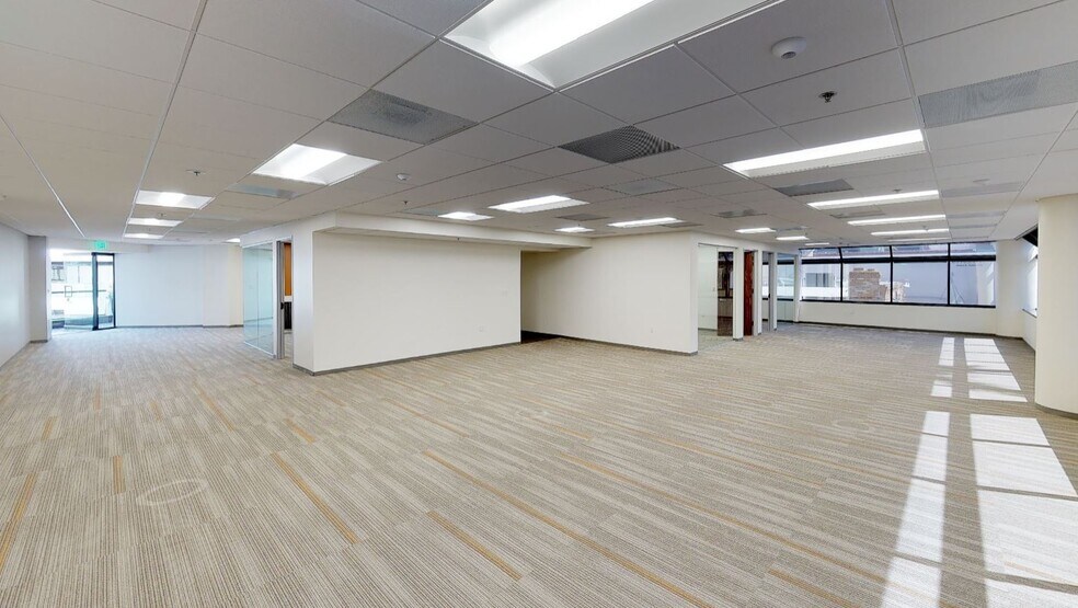 7825 Fay Ave, La Jolla, CA à louer - Numérisation 3D Matterport – Image 3 sur 9