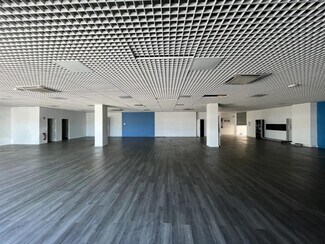 Plus de détails pour Local commercial à louer