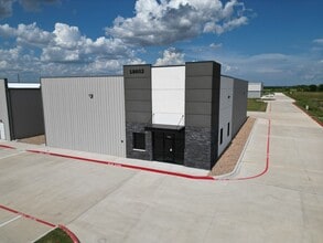 18606 Kermier, Hockley, TX à louer Photo intérieure– Image 1 sur 2
