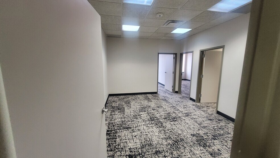 20800 Southfield Rd, Southfield, MI à louer - Photo de l’immeuble – Image 3 sur 14