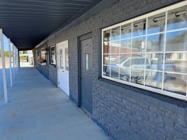 610 Hunter Ave, Boswell, OK à vendre - Photo de l’immeuble – Image 3 sur 28