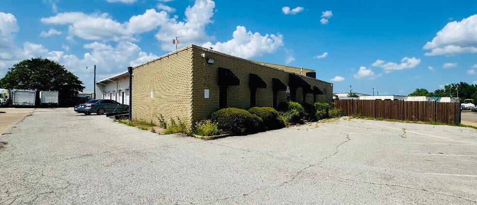 4309 Action St, Garland, TX à vendre - Photo de l’immeuble – Image 3 sur 23