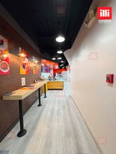 1101-1151 Westwood Blvd, Los Angeles, CA à louer Photo intérieure– Image 2 sur 5