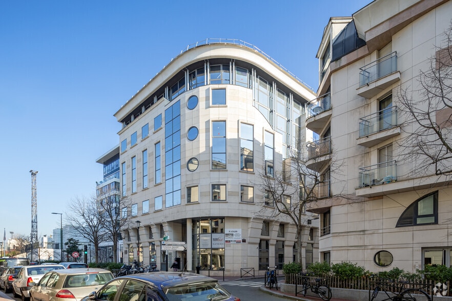 120 Rue Jean Jaurès, Levallois-Perret à louer - Photo principale – Image 1 sur 4