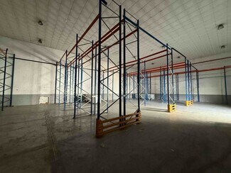 Plus de détails pour Industriel/Logistique à louer