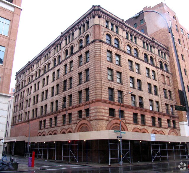 177 Livingston St, Brooklyn, NY à louer - Photo de l’immeuble – Image 2 sur 8