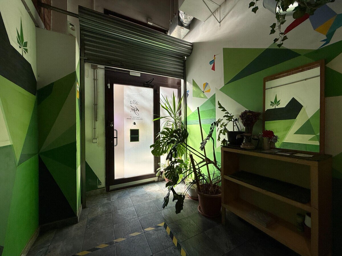 Barcelone, BAR 08013 - Lot 1 -  - Photo intérieure - Image 1 of 17