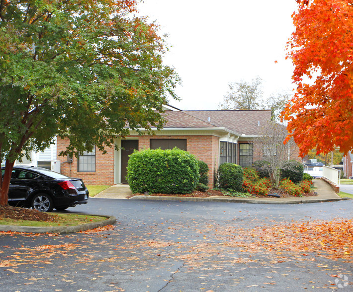 1127 Leighton Ave, Anniston, AL à vendre - Photo de l’immeuble – Image 2 sur 2