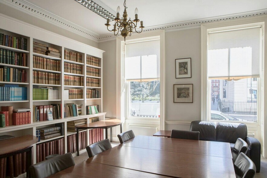 18 Bloomsbury Sq, Londres à louer - Photo intérieure – Image 2 sur 20