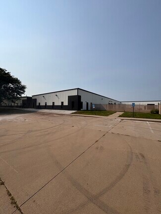 Plus de détails pour 1800 Hull Ave, Des Moines, IA - Industriel/Logistique à louer
