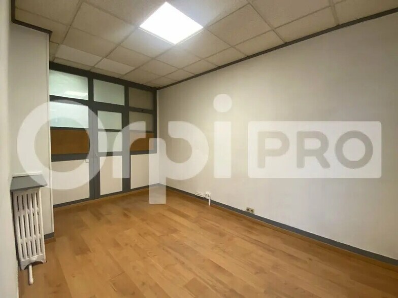 Bureau dans Le Havre à louer - Photo de l’immeuble – Image 3 sur 4