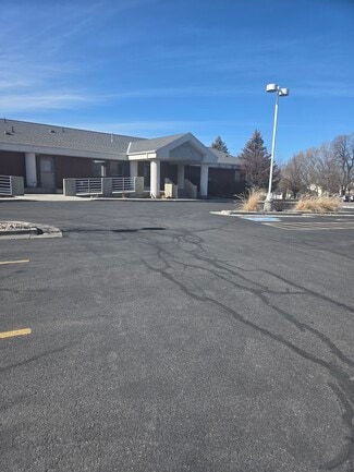 Plus de détails pour 1445 N 400 E, Logan, UT - Médical à louer