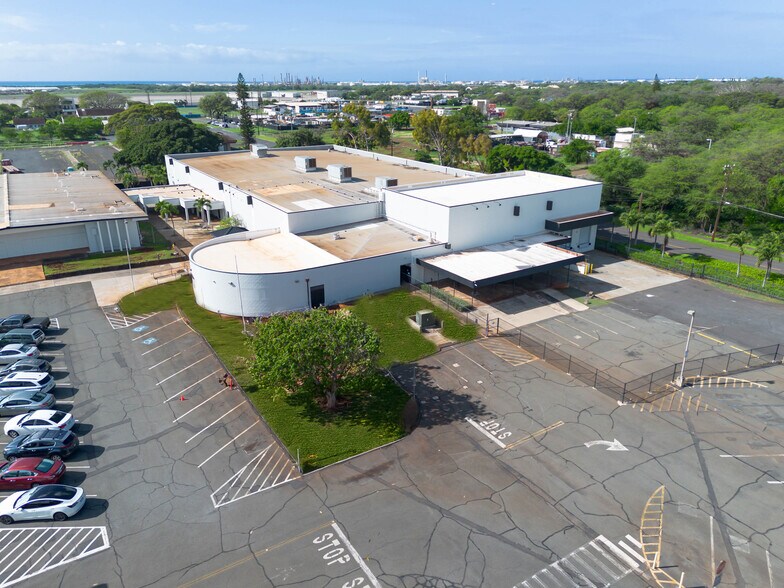 91-1085 Lexington St, Kapolei, HI à louer - Photo de l’immeuble – Image 2 sur 4