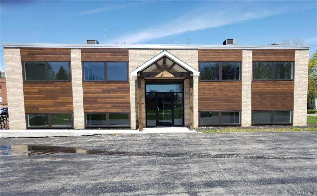 300 Ohio St, Medina, NY à louer Photo de l’immeuble– Image 1 sur 11