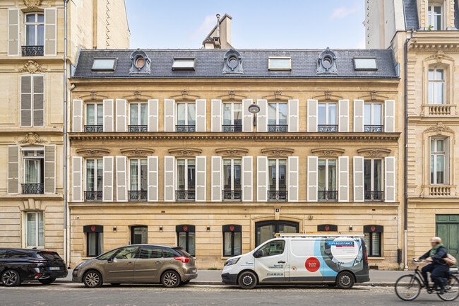 Plus de détails pour 4 Rue François Ier, Paris - Bureau à louer