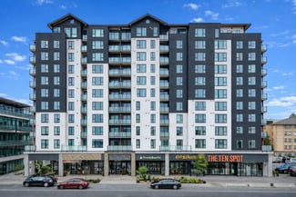 Plus de détails pour 2830 Peatt Rd, Victoria, BC - Local commercial à louer